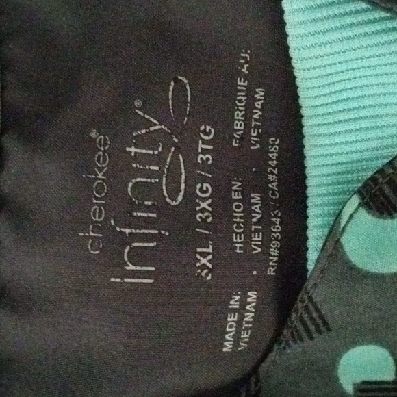 Infinity Scrub Top - Picture 2 of 2